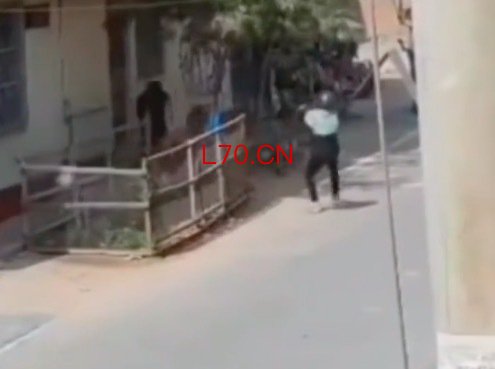 秘鲁女孩目睹父亲被枪杀 杀手近距离射杀男子后逃跑