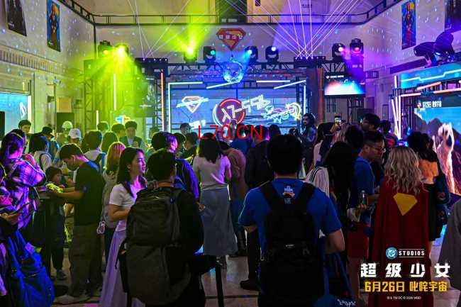 DC新作《超级少女》派对夜燃动上海 片段观影口碑超预期